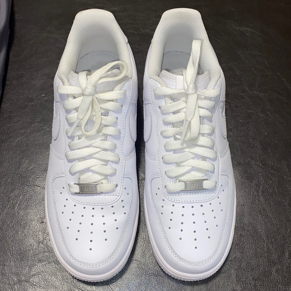 Nike AIR FORCE 1s